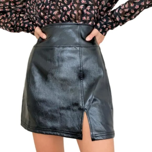 Free People Holding Onto A Dream Mini Skirt NWT - Picture 2 of 11